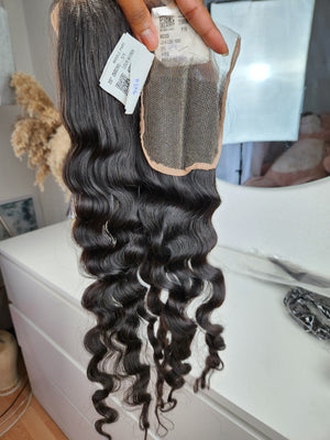 Closure loose curly raw