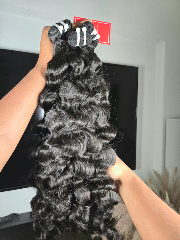 Loose curly raw cambodienne