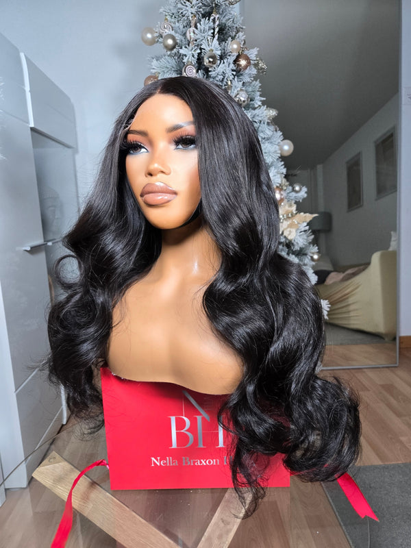 Judith top closure