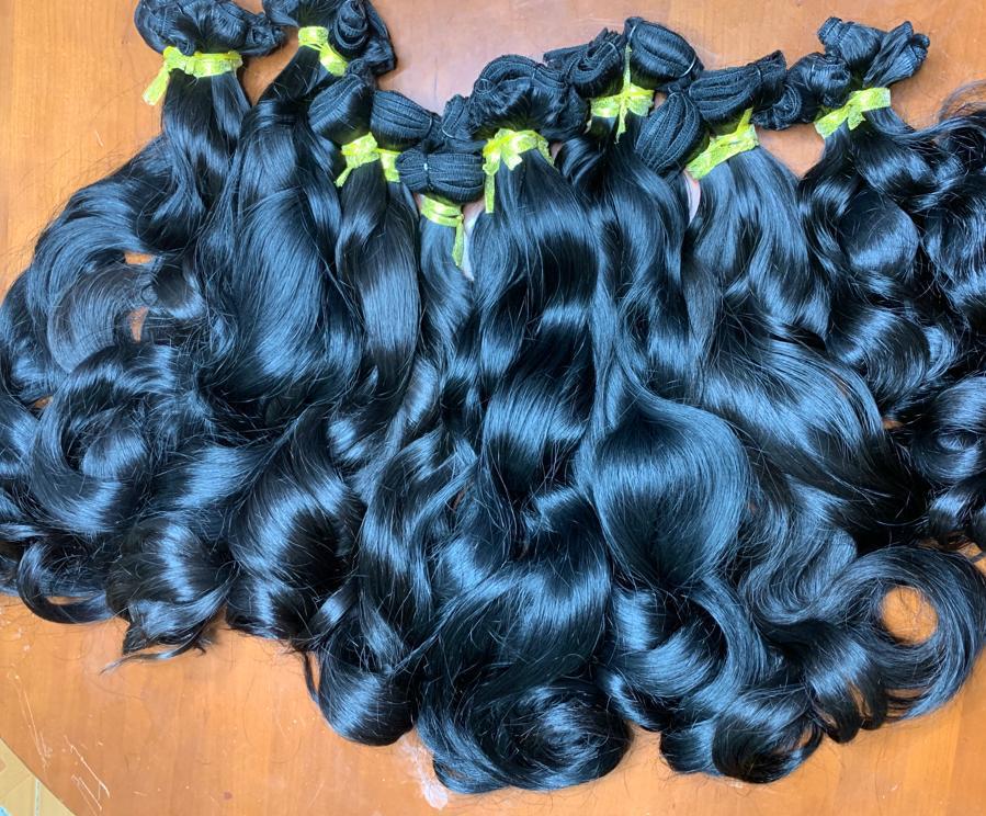 Raw Jet black ondulé bouncy